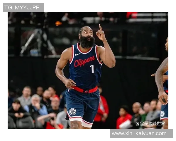 哈登首节表现出色8投5中斩获13分1篮板1助攻状态回暖令人期待